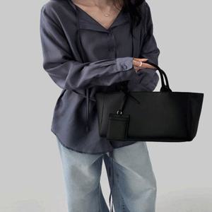 [무료배송] 벨리니 스트랩 루즈핏 텐셀 블라우스