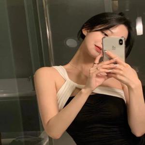 [M-XL][당배]언발 꼬임 어깨 오프숄더 블랙 모노키니 비치웨어 화이트 투톤 슬림 원피스 체형보정 치마 날씬핏 래쉬가드 레쉬 원피스 스윔웨어 호텔 수영복 온수풀 풀파티 호캉스