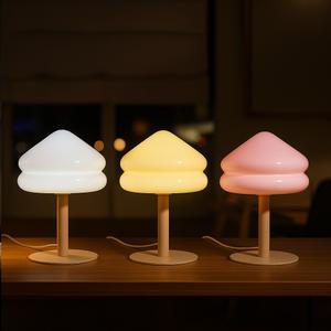 레토 LED 인테리어 무드등 테이블램프 조명 집들이선물 PREANGLE