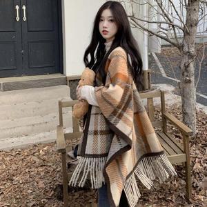[MENPSRCN_52JA]여성 망토 가을 겨울 체크패턴 숄 가디건