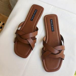 여름 플랫 꼬임 발편한 여성슬리퍼
