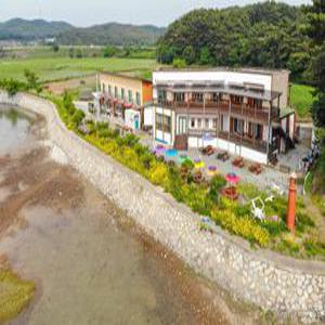 [충남 펜션] 태안 바다는보이고펜션 (태안,안면도,서산)