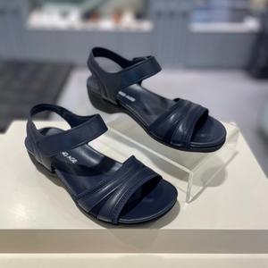 [롯데백화점]에스콰이아 여성 4cm 발편한 굽 쿠션 벨크로 샌들-YACMSD702NY
