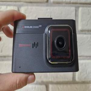 중고 팅크웨어 아이나비 Z5000 PLUS 블랙박스 FHD 전방본체