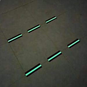 [BZJLG3XN_4C]야광 논슬립 테이프 5mm x 5M 스티커