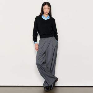 WOMAN 브이넥 풀오버 [BLACK] / WBE1L05522