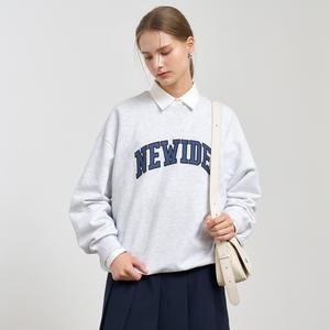 UNISEX 뉴아이디어 아플리케 오버핏 맨투맨 [WHITE MELANGE GREY] / SBE1U02009-WOMAN