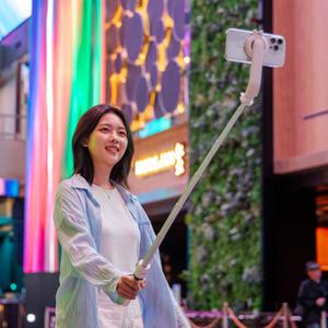 화이트덕 맥세이프 셀카봉 셀피프로5 / 7단 높이조절 브이로그 아이폰 삼각대 리모컨 블루투스