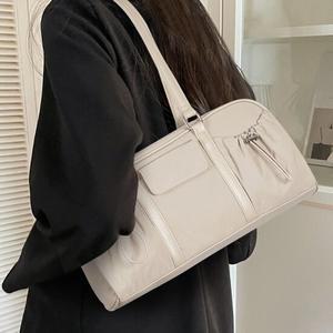 [디어백] 스트링 포켓 빅 바게트 숄더백 GB802