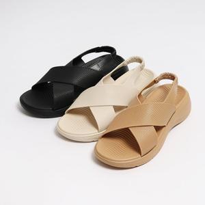 [원더슈즈](의정부점)베크록스 컴포트 쿠션 미끄럼방지 장마 고무창 젤리샌들 5CM K-LS2405