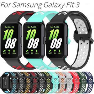 Samsung Galaxy Fit 3 밴드 팔찌 용 실리콘 스트랩 교체 가능한 손목 투톤 시계 Correa