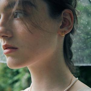 [베흐트](강남점)[925 silver] Deux.silver.122 / lien earring (gold)(21019)