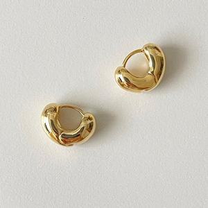 갤러리아 ELA 05 Earrings (gold) 강낭콩 원터치 귀걸이