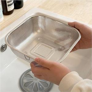 퀸센스 펀칭볼바구니 정사각 23cm 채반 / 타공 / 소쿠리