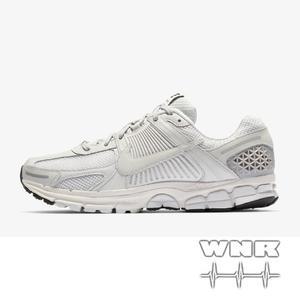 [나이키] 줌 보메로 5 SP BV1358-001