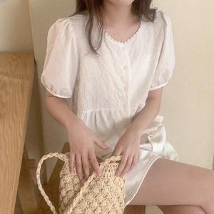 카닐 시어서커 퍼프 블라우스