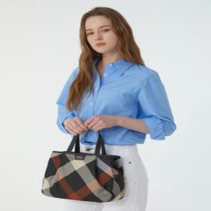 닥스 액세서리 여성 24SS [스테디셀러]블랙 체크 토트백 WCBA4E687BK