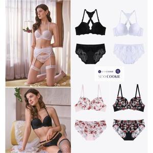 [롯데백화점]섹시쿠키 블랙 화이트백포인트,플라워 브라 레이스 팬티 세트 4종택1 SCWBZ305SCWBZ315