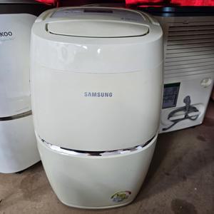 (중고) 삼성제습기 10L AY-105DBAWK 작동 잘 됩니다.