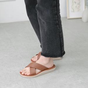 [소가죽] 올리 아일 X 스트랩 쿠션 슬리퍼 3cm 바캉스 여름신발