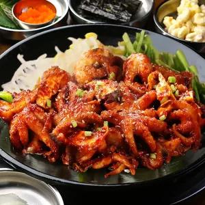 [내일도착] 매콤달달 싱싱두툼 통 쭈꾸미볶음 300g x 3팩