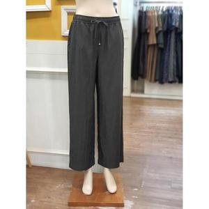 [BCBG] 세이브존01 캡틴 일자핏 통바지 B4C7P305 (S16253341)