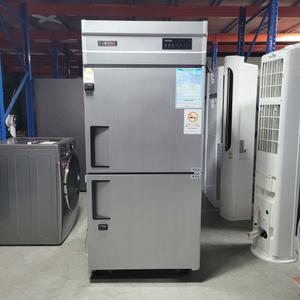 중고업소용냉장고 그랜드우성 GWM-831RF 700리터 2023년 직접냉각 냉장냉동고 무료발송 디지털계기판