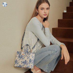갤러리아 [게스핸드백] HP1A3A12 실바나_SILVANA 플라워 패턴 크로스바디 토트