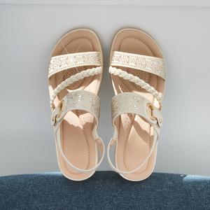 셀릭 경량 스트랩 플랫샌들 4cm