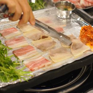 [마이푸드] 100%국내산 한돈 기사식당 냉삼 1kg 한입크기 삼겹살