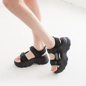 [아리앤] 벨크로 플랫폼 스포티샌들 6cm