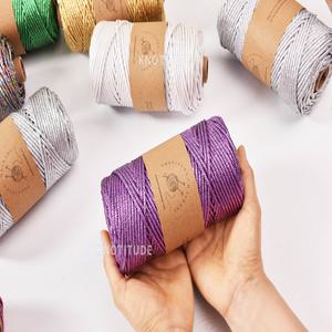 뜨개실 반짝 이는 금속 땋은 코드 3mm x 90yds 눈부신 Macrame 브레이드 로프 골드 컬러 쥬얼리 장식 만들