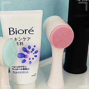보들보들 소재 클린 (랜덤컬러) 모공 브러쉬 솔 실리콘 극세사 세안 B6W259EB6