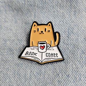 CQZ611 독서 커피 좋아하는 고양이 뱃지 배지 빼찌