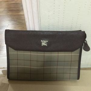 Burberry   명품 버버리(정품)남성최고가 클래식라인 세컨백 맨스백 손가방 클러치