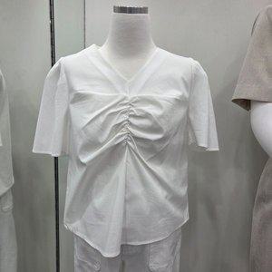 [로엠]V넥 셔링 블라우스_RMBLD37RTA