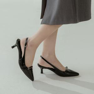 [롯데백화점]소보 케비즈 미들힐 슬링백 5cm