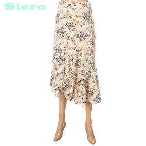 [롯데백화점]시에로 플라워 플리츠 뒷밴딩 스커트 SG2SKF353