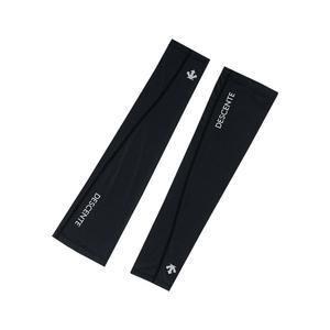 데상트 러닝 베이직 암커버 SP223RSU42BLK
