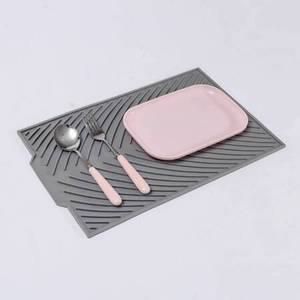 라온지니 실리콘 드라잉매트 38X24.5CM 그레이 씽크대그릇정리 접이식식기건조대 식기건조매트