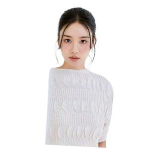 셀렙샵에디션 CELEBSHOP EDITION 25SS 요이츠 반달 플리츠 블라우스 2053436312 427476