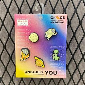[크록스] HC02 야광 외계인 우주 JIBBITZ 세트 매장발송 신발 꾸미기 악세사리 참 파츠 (S34574380)