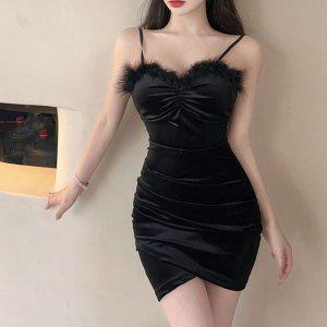 나시 연말룩 홀복 크리스마스룩 여행룩 벨벳 파