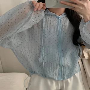 폴카 도트 프린트 긴팔 여성 여름 프레시 스타일 자외선 차단 모자 자켓 한국 루즈핏 버블 소매 지퍼 반팔 상의