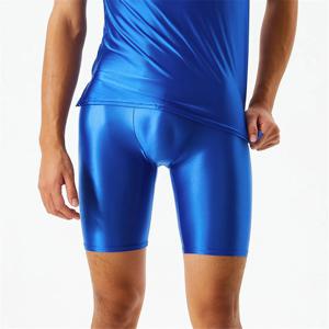 남자 오일 반짝 이는 반바지 체육관 Shapewear 얼음 실크 높은 탄성 섹시한 복서 꽉 모양 U 파우치 칼집 남자 반바지 부드러운 캔디 색상