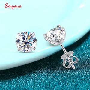 Smyoue 여성용 각 0.2-2CT GRA 인증 Moissanite 스터드 귀걸이 4 클로 스파클링 웨딩 파티 쥬얼리 스털링 실버 S925