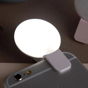 미니 Q Selfie 링 라이트 LED 플래시 전화 렌즈 라이트 USB 충전식 클립 휴대 전화 채우기 램프 여성 Selfie 조명