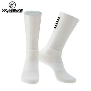 YKYWBIKE 미끄럼 방지 실리콘 에어로 양말  화이트 라인 사이클링 양말  남성 자전거 스포츠 러닝 자전거 양말