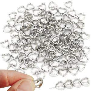 50pcs 실버 하트 할로우 화이트 K 느슨한 스페이서 비즈 쥬얼리 만들기 DIY 작은 구멍 목걸이 팔찌 매력 액세서리