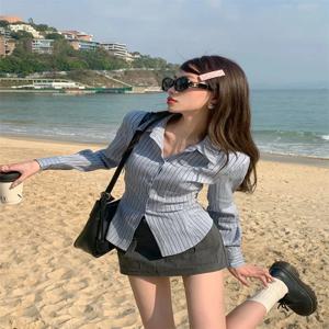여성 한국어 폴로 칼라 스트라이프 셔츠 여성 새 셔츠 허리 포옹 슬리밍 디자인 감각 다목적 탑 긴 소매 블라우스